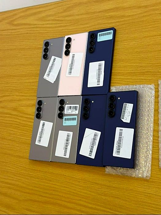 Samsung Z Fold 6 256GB (UK Used)